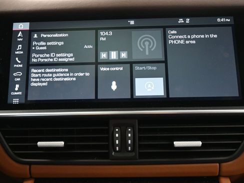 Used 2019 Porsche Cayenne S image 14