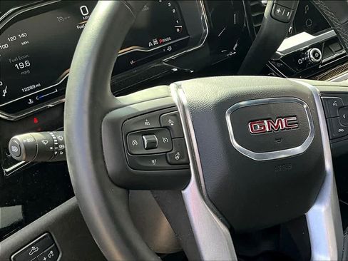 Used 2025 GMC Sierra 1500 Elevation w/ LPO, Elevation Black Package AWD/4WD image 14