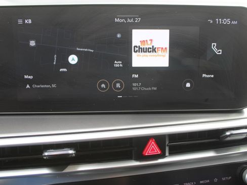 Certified 2025 Kia Sorento S FWD image 43