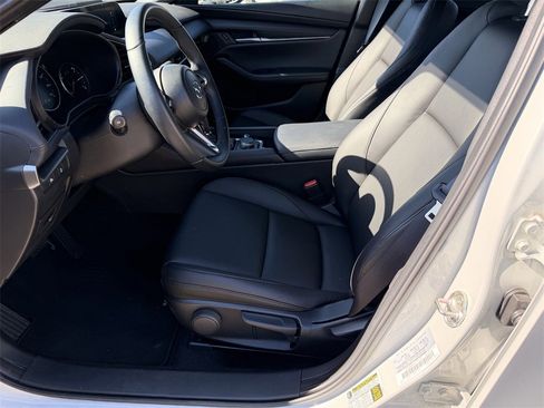 Certified 2025 MAZDA MAZDA3 s Sport image 9