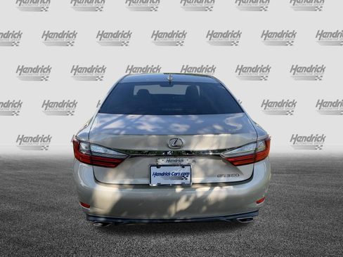 Used 2018 Lexus ES 350 w/ Luxury Package w/Wood Trim FWD image 9