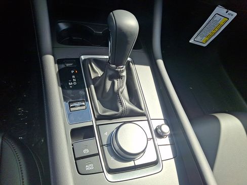 New 2026 MAZDA MAZDA3 2.5 S Sedan w/ Preferred Pkg image 11