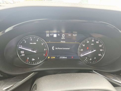 Used 2022 Buick Envision Essence w/ Technology Package I image 22