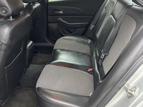Used 2015 Chevrolet Malibu LT image 9