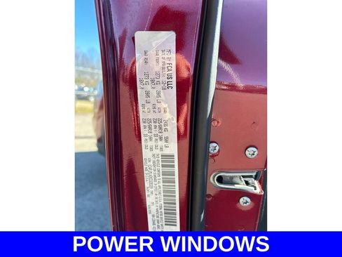 Used 2019 Jeep Cherokee Latitude Plus image 13