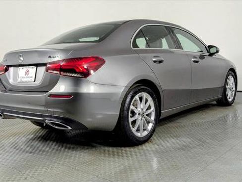 Used 2020 Mercedes-Benz A 220 4MATIC w/ Premium Package image 7