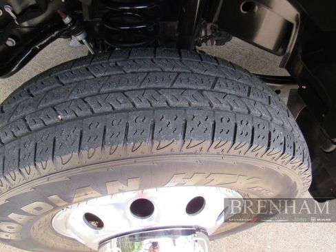 Used 2025 RAM 3500 Longhorn AWD/4WD image 11