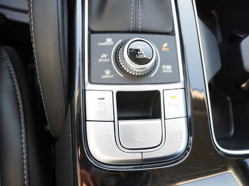 Certified 2024 Kia Telluride SX Prestige w/ Towing Package AWD/4WD image 36