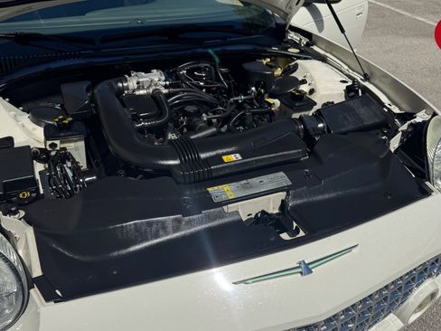 Used 2002 Ford Thunderbird RWD image 7