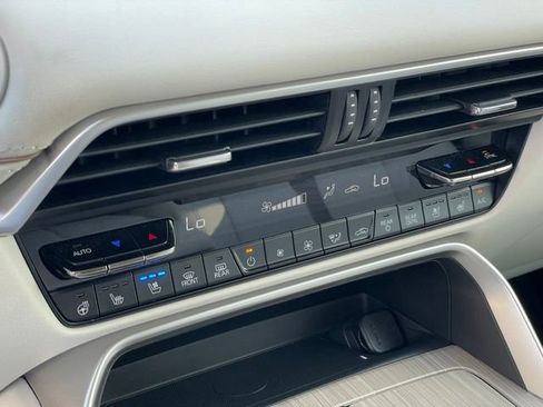 Used 2024 MAZDA CX-90 Plug-In Hybrid w/ Premium Plus AWD/4WD image 20