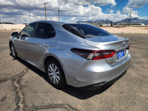 Used 2023 Toyota Camry LE image 6