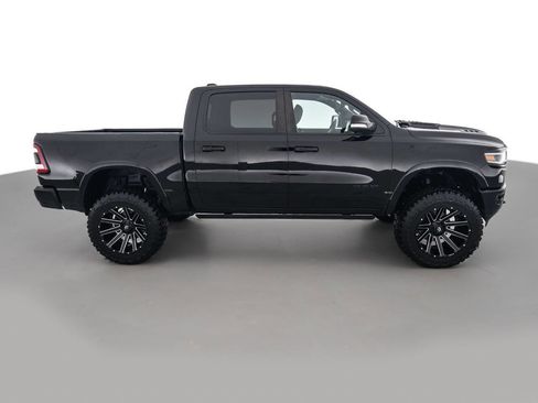 Used 2021 RAM 1500 Limited w/ Night Edition image 4