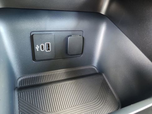 New 2026 Ford Explorer Active image 22