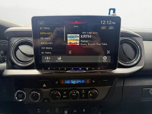 Used 2021 Toyota Tacoma TRD Pro AWD/4WD image 19