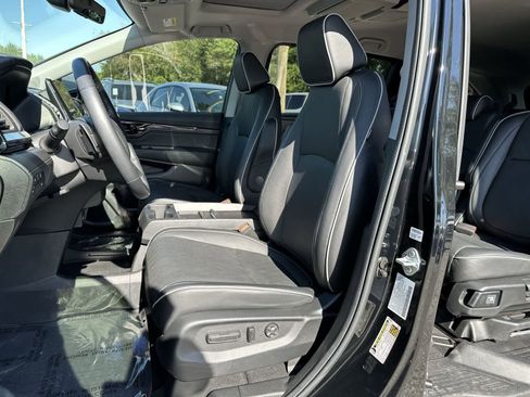 Certified 2024 Honda Odyssey Elite image 11