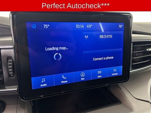 Used 2023 Ford Explorer XLT w/ Equipment Group 202A AWD/4WD image 4
