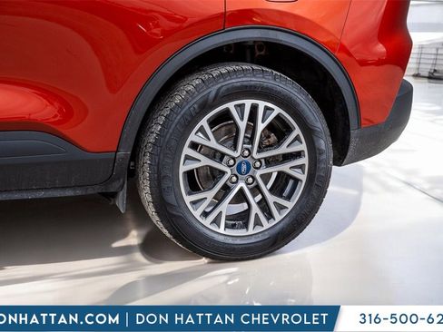 Used 2020 Ford Escape SEL image 38