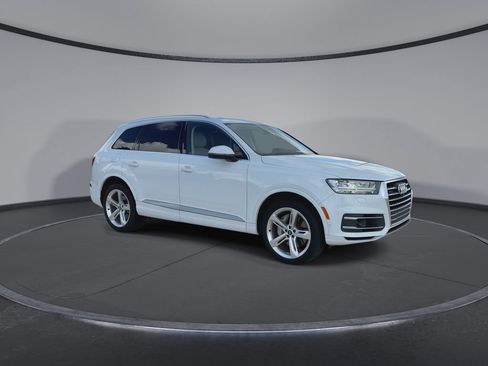Used 2019 Audi Q7 3.0T Prestige AWD/4WD image 2