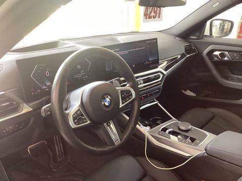 Used 2024 BMW 230i Coupe w/ Premium Package RWD image 10