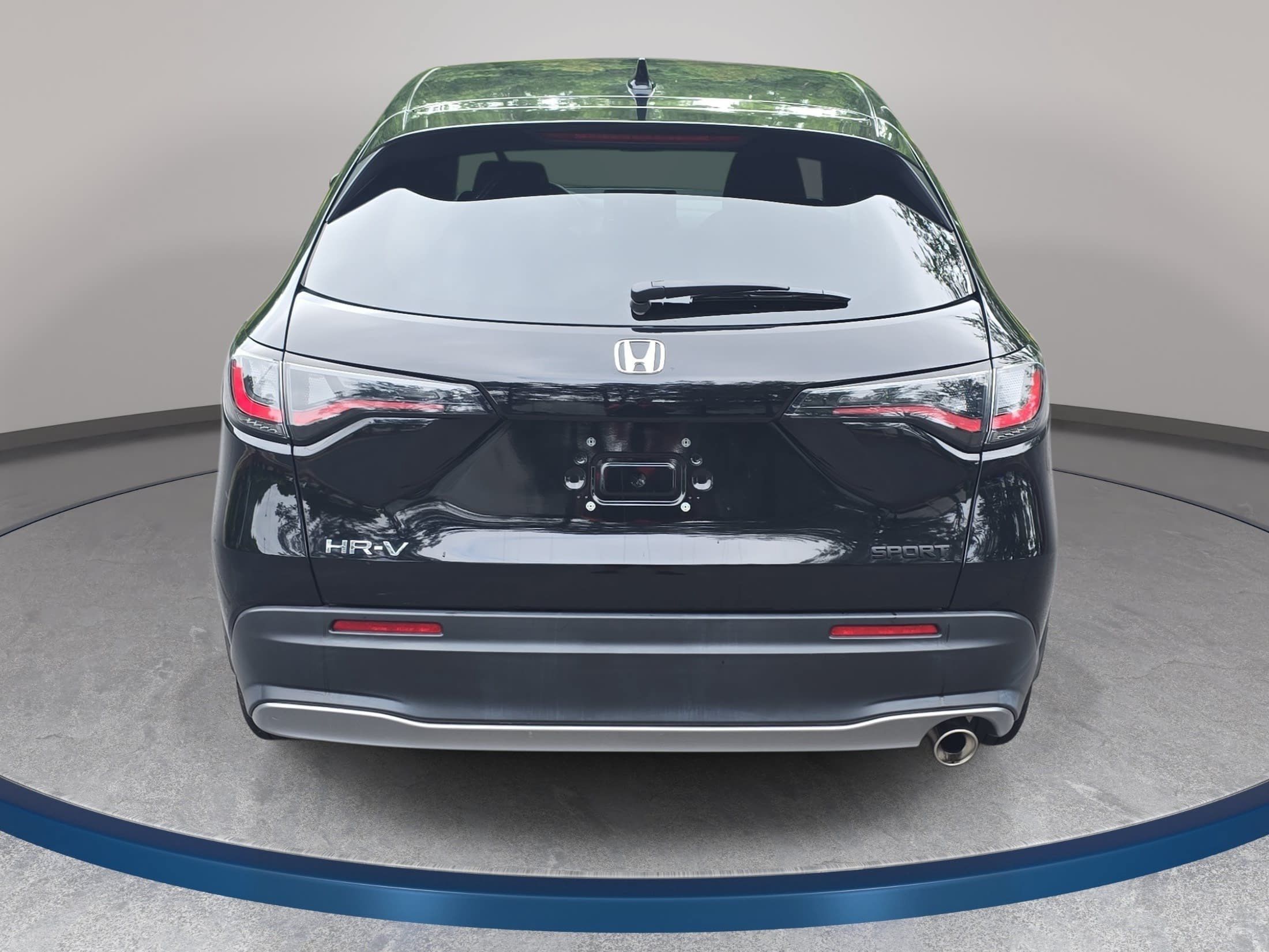 Certified 2025 Honda HR-V Sport image 6