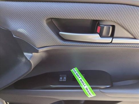 Used 2026 Toyota Camry SE FWD image 20