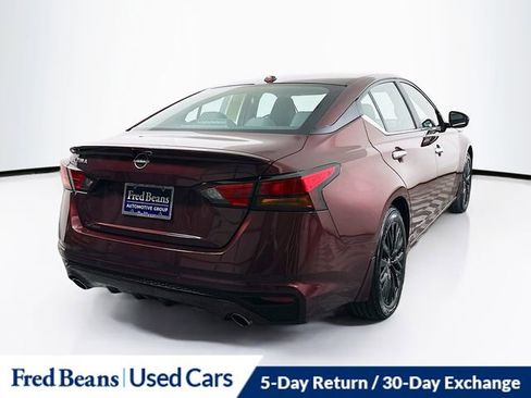Used 2025 Nissan Altima 2.5 SV w/ SV Special Edition Package image 8