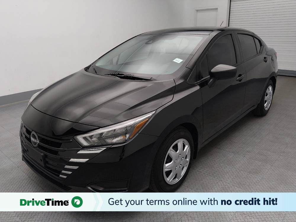 Used 2025 Nissan Versa S w/ Trunk Package FWD image 1