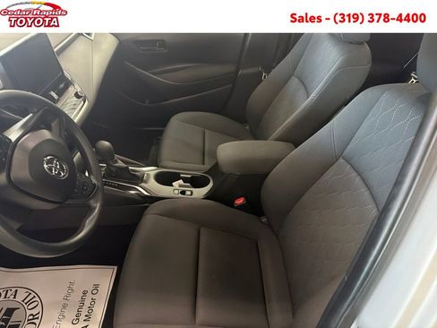 Certified 2025 Toyota Corolla LE image 11