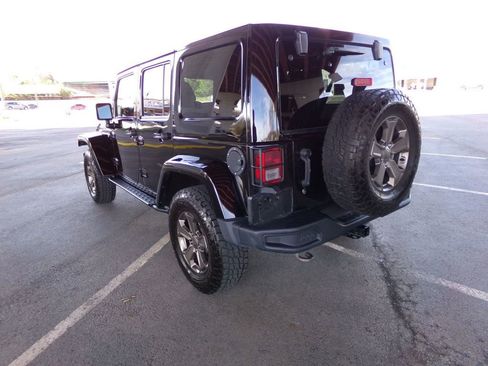 Used 2018 Jeep Wrangler Unlimited Sport image 6