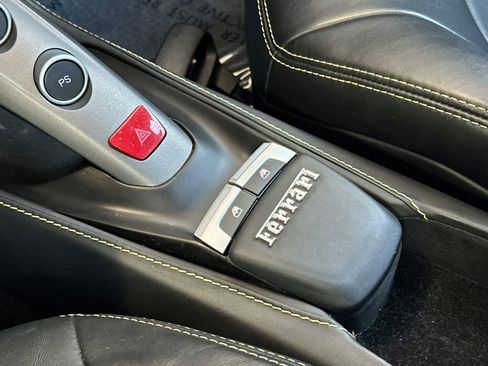 Used 2016 Ferrari 488 GTB image 23