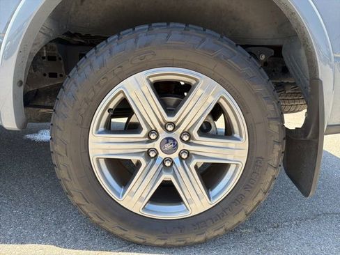 Used 2019 Ford F150 XLT w/ Equipment Group 302A Luxury RWD image 26