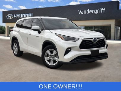 Used 2021 Toyota Highlander LE