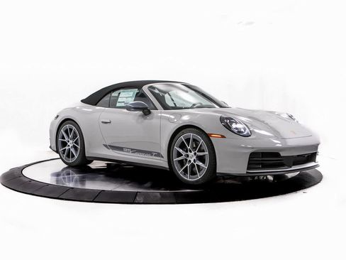 New 2026 Porsche 911 Carrera T image 9