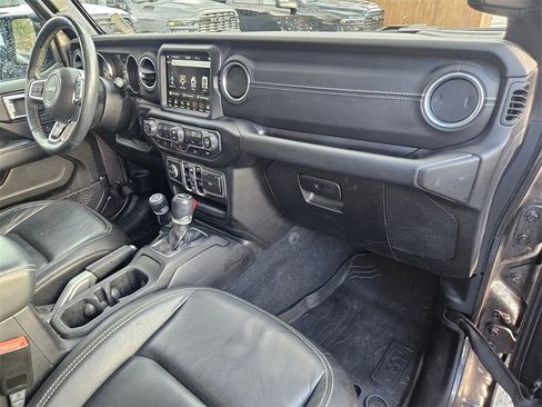 Certified 2020 Jeep Wrangler Unlimited Sahara image 19