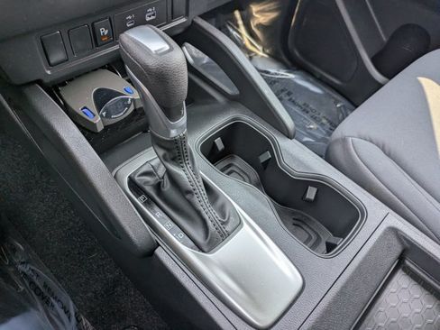 Used 2025 Nissan Frontier S AWD/4WD image 12