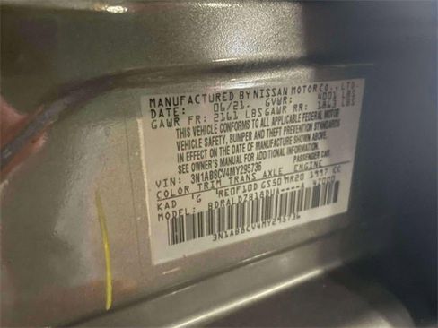 Certified 2021 Nissan Sentra SV image 18