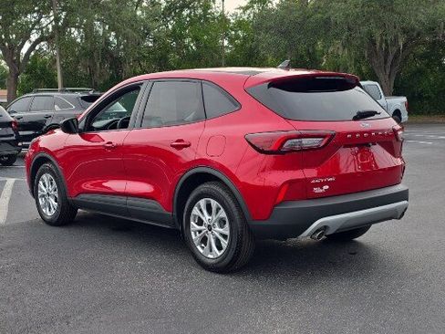 Certified 2025 Ford Escape Active FWD image 5