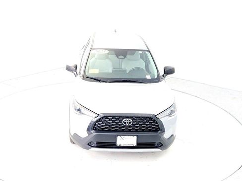 Certified 2023 Toyota Corolla Cross L image 20