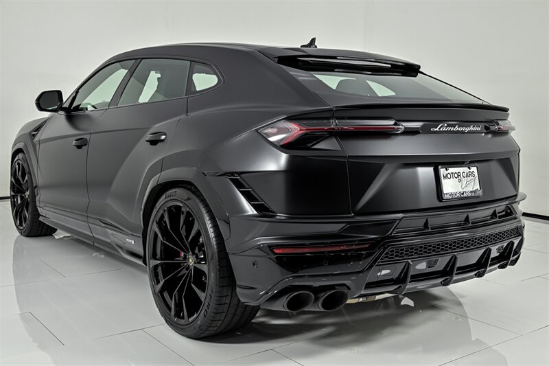 Used 2023 Lamborghini Urus S AWD/4WD image 14