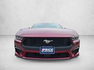 Used 2025 Ford Mustang Coupe video 2