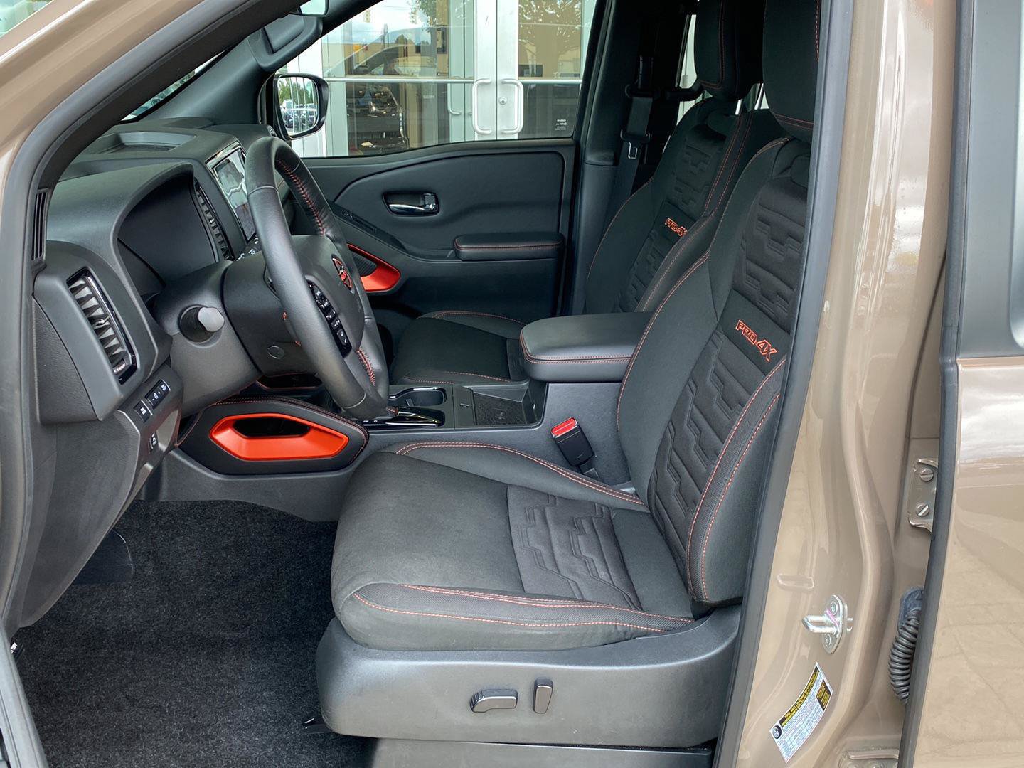 Certified 2023 Nissan Frontier PRO-4X w/ Pro Convenience Package AWD/4WD image 21