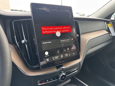 New 2026 Volvo XC60 B5 Plus w/ Climate Package image 15