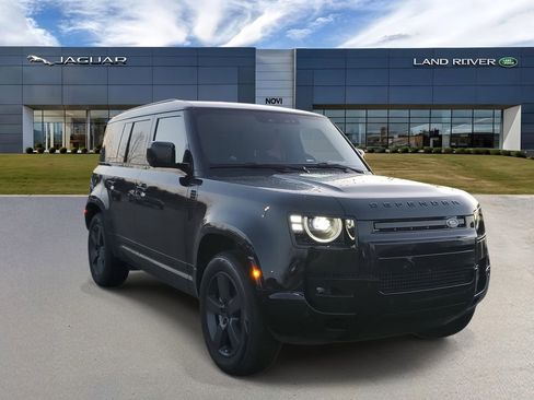 Used 2026 Land Rover Defender 110 X-Dynamic SE image 4