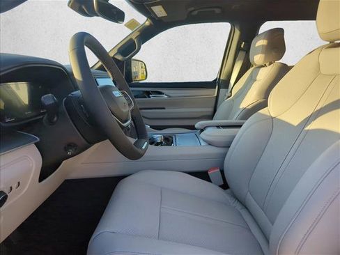 New 2026 Jeep Grand Wagoneer 2WD image 3