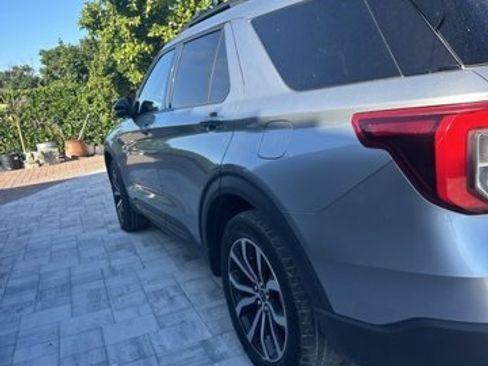 Used 2020 Ford Explorer ST w/ Premium Technology Package image 2