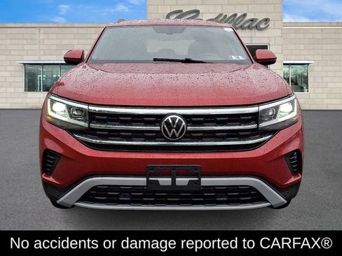 Used 2022 Volkswagen Atlas Cross Sport SE w/ Black Wheel Package AWD/4WD image 3