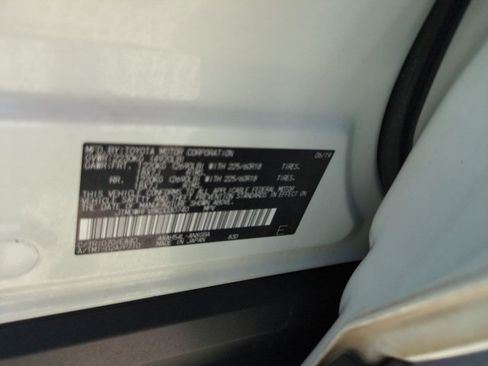 Certified 2019 Toyota RAV4 Limited AWD/4WD image 26