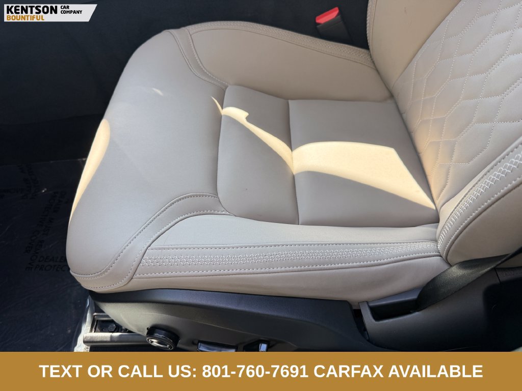 Used 2026 Volvo XC60 B5 Plus AWD/4WD image 29