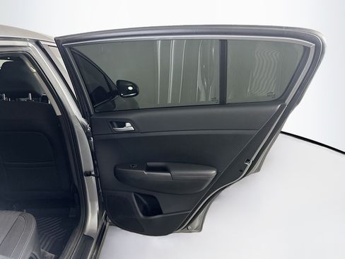 Used 2021 Kia Sportage LX FWD image 30
