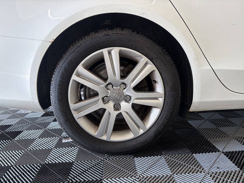 Used 2010 Audi A4 2.0T Premium AWD/4WD image 26